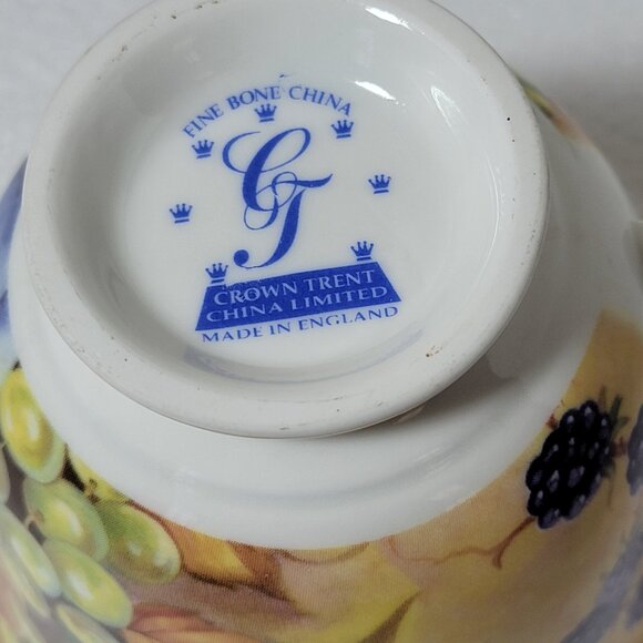 Crown Trent China Limited Fine Bone China Teacups and Saucers Set of 2 - Picture 7 of 8